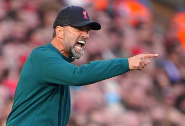 Liverpool đứt mạch bất bại tại Anfield, Klopp nổi cơn thịnh nộ