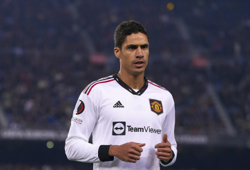 Tiết lộ thời gian chi tiết Varane phải nghỉ thi đấu vì chấn thương, MU lo sốt vó