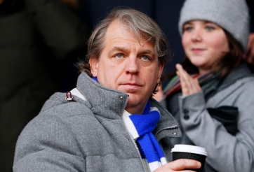 Chủ tịch Boehly ra mặt, ‘vừa đấm, vừa xoa’ dàn sao Chelsea trước đại chiến Real Madrid