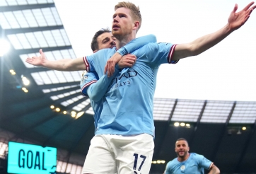 Sự thật bất ngờ khiến De Bruyne bị đồng đội ‘bỏ rơi’ sau trận thắng Arsenal