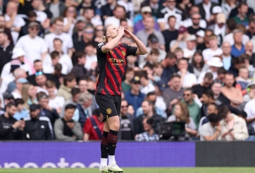 Ghi bàn trước Fulham, Haaland phá vỡ kỷ lục vô tiền khoáng hậu sau gần 1 thế kỷ