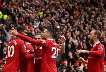 Thắng Aston Villa, MU tạo ra thành tích Arsenal, Man City không thể làm được