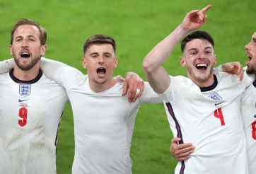 NÓNG: MU và đối tác hàng đầu chốt giá, phát nổ bom tấn triệu fan mong đợi