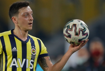 NÓNG: 'Đại gia' Ngoại hạng Anh chuẩn bị có được Ozil