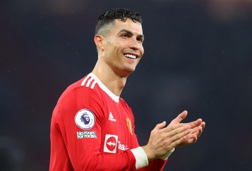 Cristiano Ronaldo chính thức xác nhận thông tin rời MU về Bồ Đào Nha