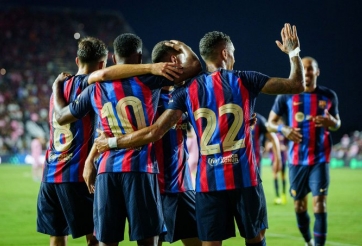 Barca 'hủy diệt' đội bóng của David Beckham