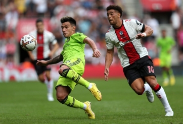 Vượt mặt Van Dijk, Dias, 'gã đồ tể' Man Utd dẫn đầu thông số khó tin tại Ngoại hạng Anh