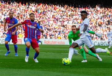 Xác định trọng tài chính trận lượt về El Clasico: Nguy cho Real Madrid