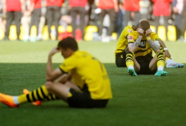 Dortmund lỡ cơ hội vô địch Bundesliga: Thêm 1 niềm đau tại Signal Iduna Park