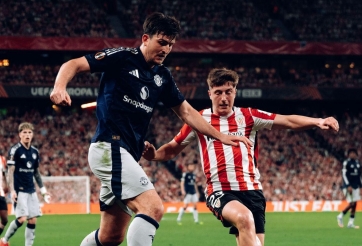 CĐV MU đồng loạt nói một điều sau khoảnh khắc kỳ diệu của Maguire trước Bilbao
