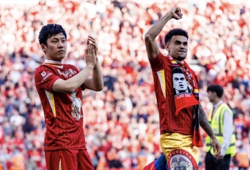 Slot giữ lại cầu thủ có thống kê thẻ vàng kỳ lạ nhất Premier League