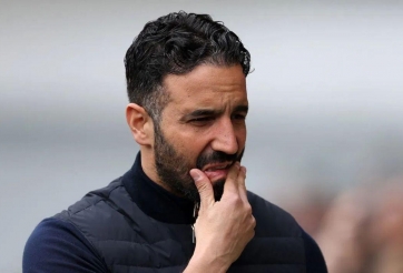 MU 'đau đầu' với bài toán huy chương sau chung kết C2