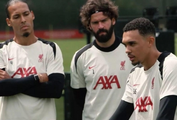 Alexander-Arnold bật khóc tại Liverpool