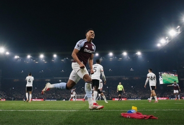 Huyền thoại Man Utd kêu gọi 'Quỷ đỏ' nhắm sát thủ NHA