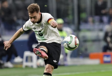 Kimmich chỉ trích tuyển Đức sau khi bị Ronaldo reo sầu