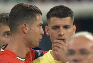 Ronaldo để lại hành động đẹp sau vinh quang của Bồ Đào Nha