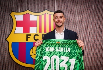 Gia nhập Barca, Joan Garcia lập tức trở thành tâm điểm tiêu cực
