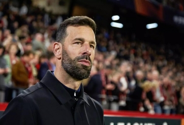 Leicester City chuẩn bị sa thải Ruud Van Nistelrooy