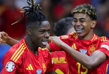 Cha Lamine Yamal lên tiếng sau cú 'quay xe' của Nico Williams