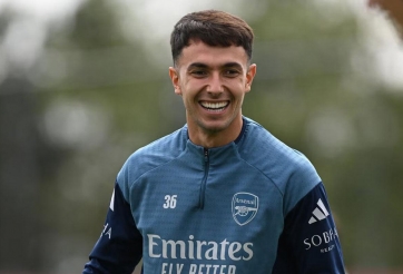 Arne Slot bất ngờ gọi tên Zubimendi trước đại chiến Arsenal