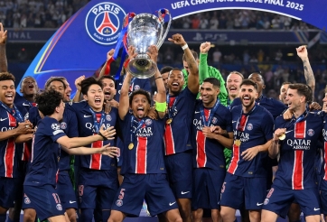 PSG vừa dự gala Quả bóng vàng vừa đá siêu kinh điển Pháp