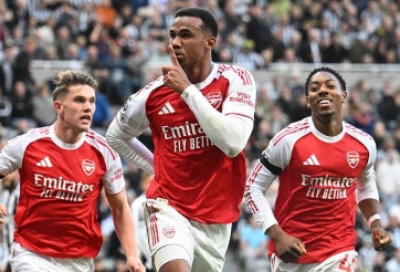 Arsenal ra dáng ứng viên vô địch rồi đấy!