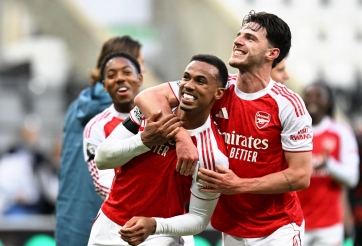 Hàng thủ Arsenal hoá 'tường đồng vách sắt' khi dẫn đầu châu Âu