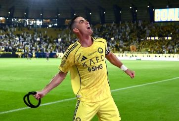 Ronaldo thừa nhận 'tim loạn nhịp' sau bàn thắng quyết định