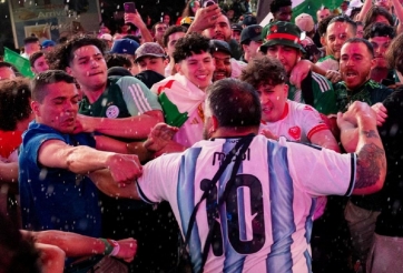 Biến căng giữa CĐV Argentina và Algeria tại World Cup khiến cảnh sát phải vào cuộc