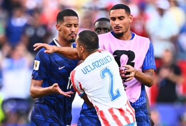 Cherki chỉ ra sai lầm khó hiểu của trọng tài ở trận Pháp vs Paraguay