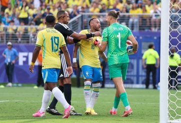 Hé lộ màn khẩu chiến giữa Neymar và thủ môn Na Uy trước quả penalty