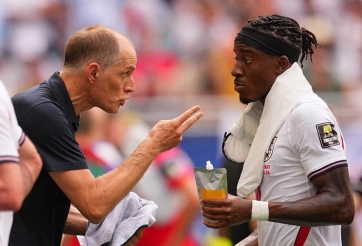 Ibrahimovic chê bai sao Arsenal khiến Anh đá như chấp người