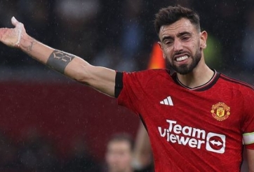 Mắng đồng đội, Bruno nhận 'kết đắng'