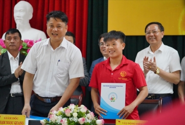 Nhận 'lót tay' khủng, người hùng World Cup đi vào lịch sử bóng đá nữ Việt Nam