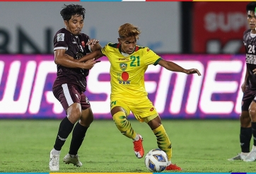 Bị đuổi 2 người, đại diện Indonesia vẫn vào chung kết đợi Viettel FC