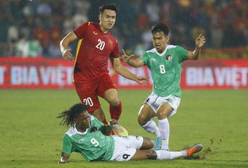 Bị HLV mắng, Ronaldo có phản ứng bất ngờ trước ngày gặp U20 Việt Nam