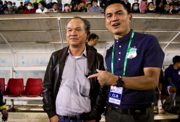 HLV Kiatisak lên tiếng xác nhận tương lai, ‘úp mở’ việc chia tay HAGL