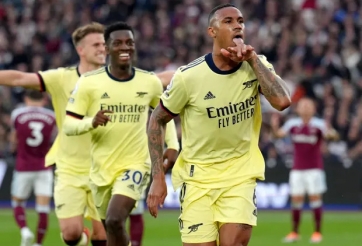 Bắn hạ West Ham trên sân khách, Arsenal đòi lại top 4