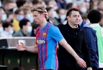 Barca chốt xong 'nhạc trưởng' mới, mở đường tiễn De Jong tới MU?