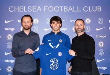 CHÍNH THỨC: Chelsea công bố 'tiểu Ronaldo', trao ngay số áo huyền thoại