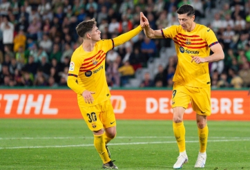 Lewandowski thông nòng, Barca tiếp tục cho Real hít bụi tại La Liga