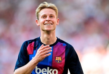 De Jong không thoải mái ở Barca, nhưng quyết từ chối MU