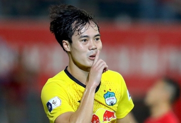 Văn Toàn: 'Tôi cảm thấy có lỗi với bầu Đức vì chưa thể vô địch'