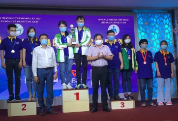 Giải cờ vua đồng đội toàn quốc kết thúc sớm 3 ngày để phòng dịch