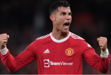 Ronaldo kêu gọi cầu thủ MU 'chiến đấu đến hơi thở cuối cùng'