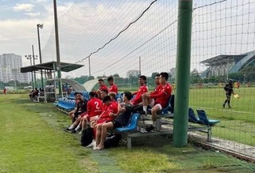 NÓNG: Bùi Tiến Dũng và các đồng đội rủ nhau bỏ tập