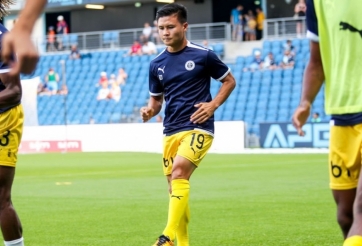 Pau FC tiếp tục thăng hoa trong ngày Quang Hải 'ngồi chơi, xơi nước'