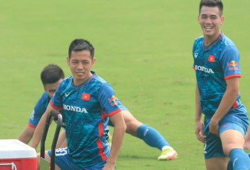 NÓNG: HLV Troussier bị 'phá sản' kế hoạch với U23 Việt Nam và ĐTQG