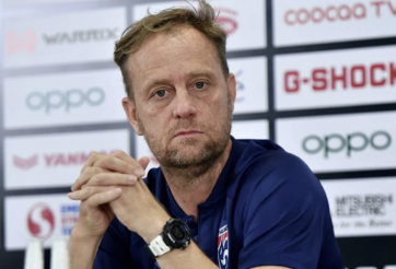 HLV Thái Lan nói gì sau trận thua 0-8?