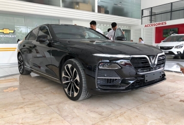 Giá xe VinFast Lux A2.0 có ưu đãi gần 200 triệu đồng